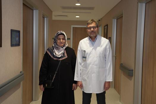 Uzun süre kemoterapi tedavisi gören hasta karaciğer nakliyle sağlığına kavuştu