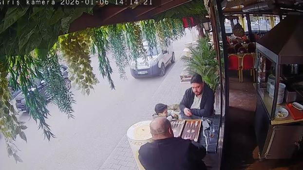 Restorandaki klimanın dış ünitesi patladı