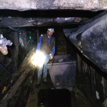 Kaçak ocakta üzerine taş ve kömür parçaları düşen işçi öldü