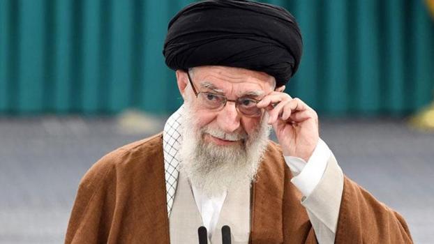 Hamaney: İran geri adım atmayacak