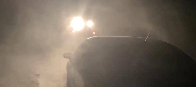 Karda mahsur kalan sürücüyü İl Özel İdaresi ekipleri kurtardı