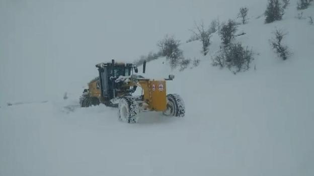 Elazığ'da 182 köy yolu kardan ulaşıma kapandı