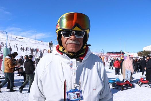 Erciyes’in ‘efsane hocası’ 40 yıldır kayak eğitmenliği yapıyor