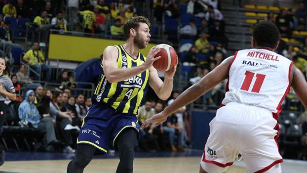 Fenerbahçe Beko – Bahçeşehir Koleji: 89-58