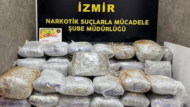 Otomobilden 65 kilo skunk çıktı; 1 tutuklama