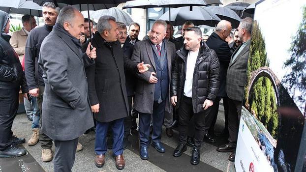 Rize’de yağmur altında fotoğraf sergisine yoğun ilgi