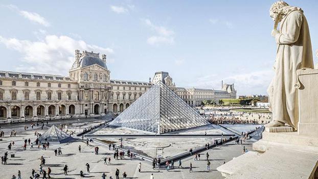 Louvre Müzesi grev nedeniyle ziyarete kapatıldı