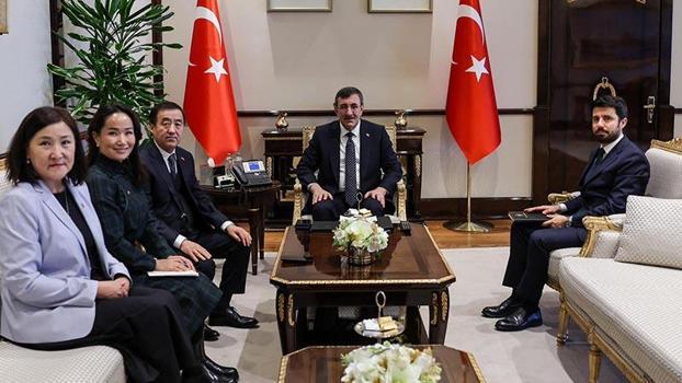 Cevdet Yılmaz, Moğolistan ve Japonya'nın Ankara büyükelçilerini kabul etti