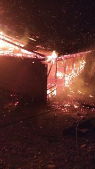 Sobadan çıkan yangın, evi küle çevirdi