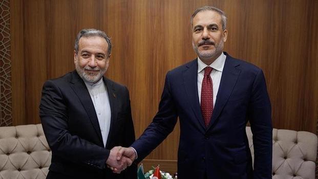 Bakan Fidan, İranlı mevkidaşı Arakçi ile görüştü