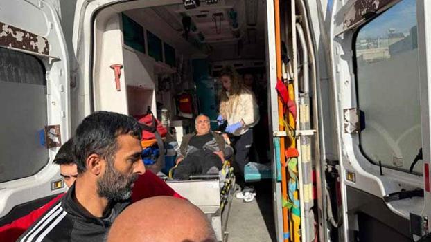 Sokak ortasında tartıştığı dayısını tabancayla vurdu