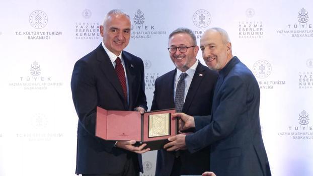 İstanbul - Bakan Ersoy 'Mehmed Şevki Efendi-Mushaf-ı Şerif' kitap tanıtım programına katıldı