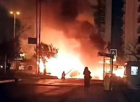 İstanbul - Avcılar’da İETT otobüsü alev alev yandı