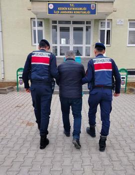 Kırıkkale'de FETÖ firarisi eski adliye personeli tutuklandı