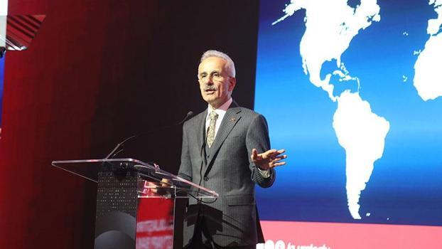 Bakan Uraloğlu: Gökyüzünde sınır tanımayan bir Türkiye inşa ettik