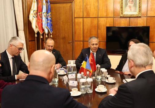 Bakan Yerlikaya: Romanya ile suçluların iadesi ve düzensiz göçle mücadelede iş birliğimizi artıracağız (2)