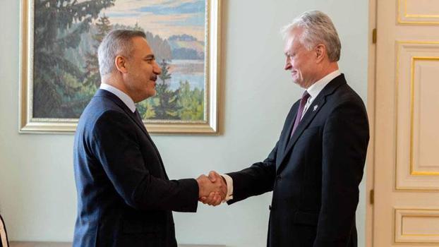 Dışişleri Bakanı Fidan, Litvanya Cumhurbaşkanı Nauseda tarafından kabul edildi