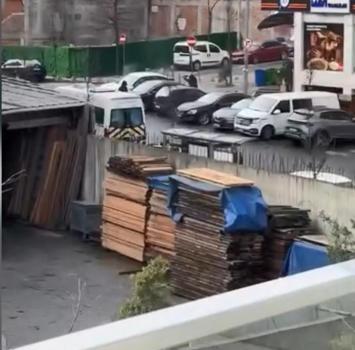 İstanbul - Kağıthane’de otomobile otomatik silahla saldırı soruşturması; 3 gözaltı