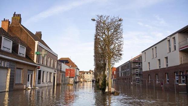 Fransa'da 5 bölgede sel uyarısı