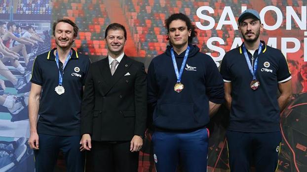 Kürekte sezonun şampiyonu Fenerbahçe oldu