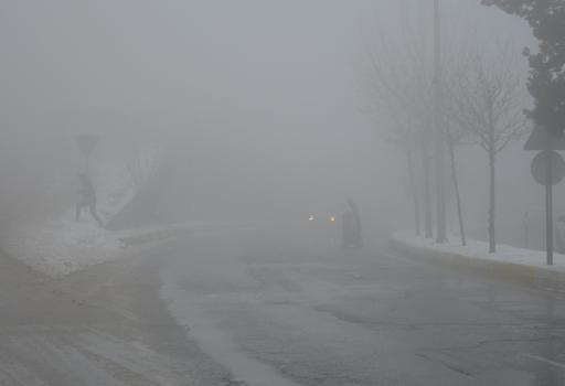 Mardin’de kar yağışı ve sis; görüş mesafesi 10 metreye kadar düştü