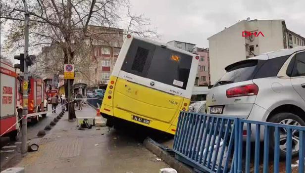 Esenler'de İETT otobüsü otoparktaki araçlara çarptı