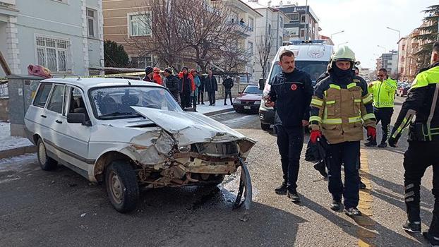 Eşiyle birlikte kazada yaralanan Fatma kurtarılamadı