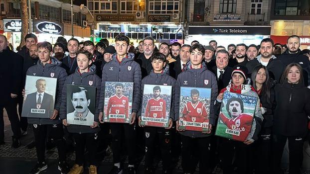 Samsunspor, futbol şehitleri için ‘sessiz yürüyüş’ gerçekleştirdi