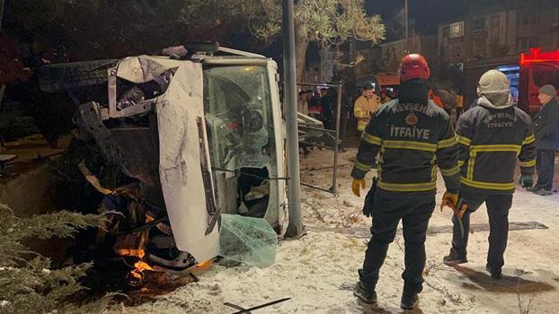 Nevşehir'de kamyonet, otomobile arkadan çarptı: 4 yaralı