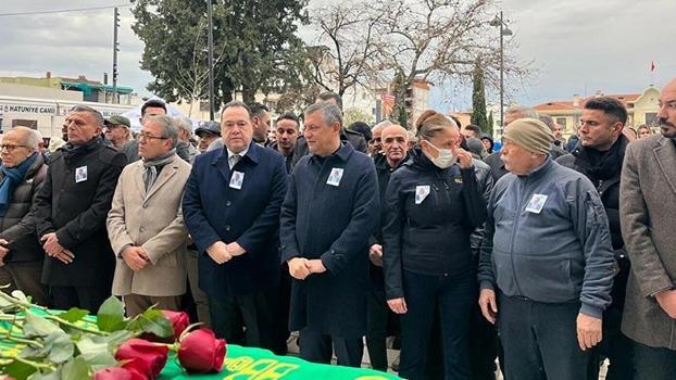 Özgür Özel, Manisa'da cenaze törenine katıldı