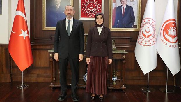 Bakan Göktaş, Siber Güvenlik Başkanı Önal ile bir araya geldi