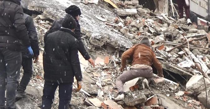 27 kişinin öldüğü Ergün Apartmanı davasında 7 sanığa hapis cezası