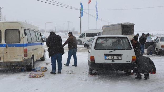 Sertavul Geçidi, kar ve tipi nedeniyle TIR ve kamyonların geçişine kapatıldı