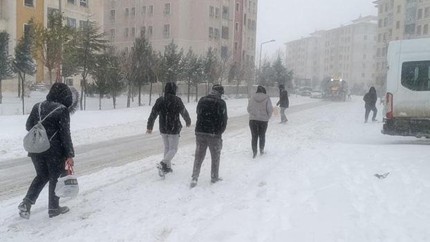 Gaziantep’te bazı kamu kurum ve kurslara kar tatili