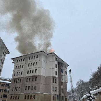 Ordu'da çatı yangını paniğe neden oldu