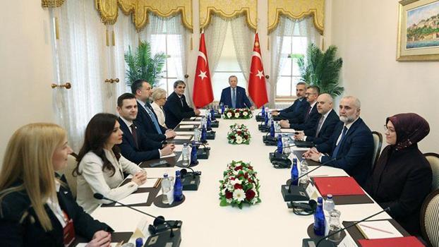 Cumhurbaşkanı Erdoğan, Balkan Barış Platformu üyelerini kabul etti