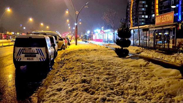 Malatya'da bıçaklı kavga; 2'si ağır 3 yaralı