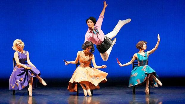 'Tria'ya alkış yağdı