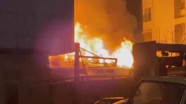 Hatay’da iş yeri yangını