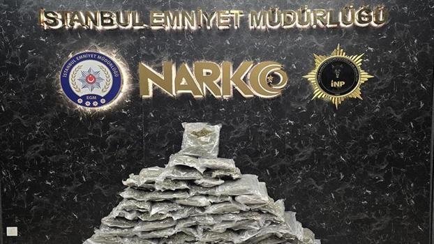 Sancaktepe'de operasyonda 83 kilo uyuşturucu ele geçirildi; 2 şüpheli tutuklandı