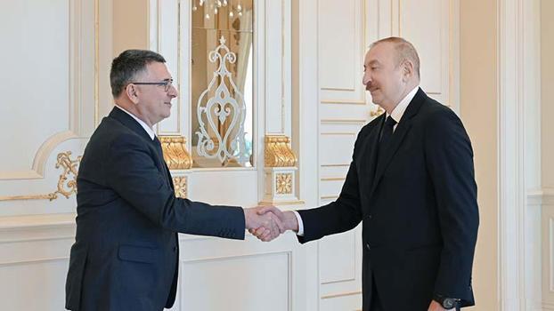 Azerbaycan Cumhurbaşkanı Aliyev, İsrail Dışişleri Bakanı Saar’ı kabul etti