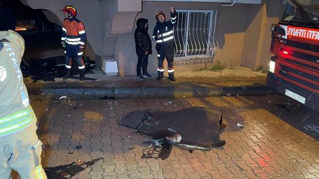 İstanbul'da fırtına etkili oldu; bazı binaların çatıları uçtu