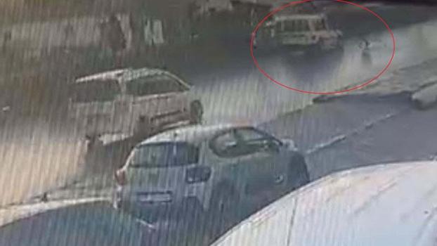 Otomobilin yayaya çarptığı kaza kamerada