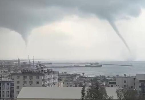 Silifke açıklarında oluşan 2 hortum kamerada