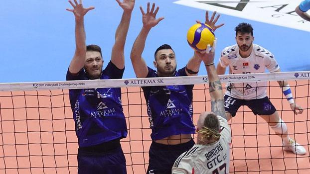 Altekma – Benfica: 3-2