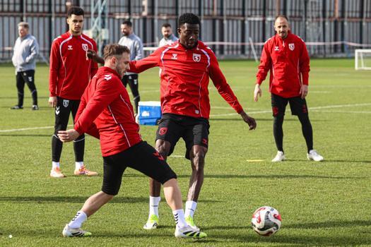 Samsunspor, Kasımpaşa maçı hazırlıklarını tamamladı