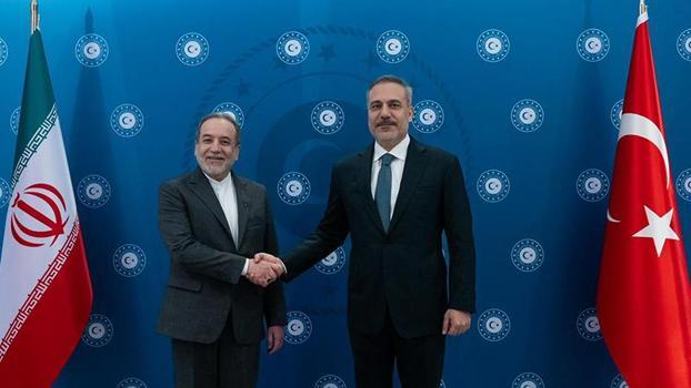 Dışişleri Bakanı Fidan, İran Dışişleri Bakanı Arakçi ile bir araya geldi