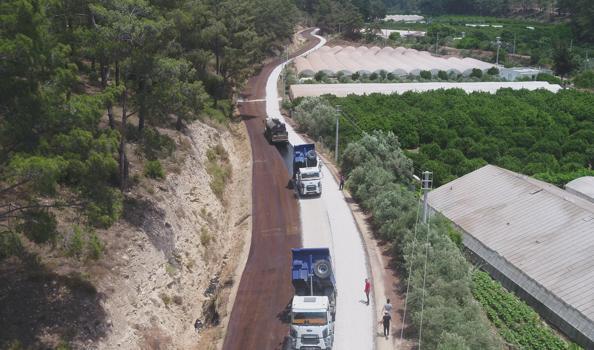 Büyükşehir'den kırsal mahalle yollarına 759,5 milyar TL'lik yatırım