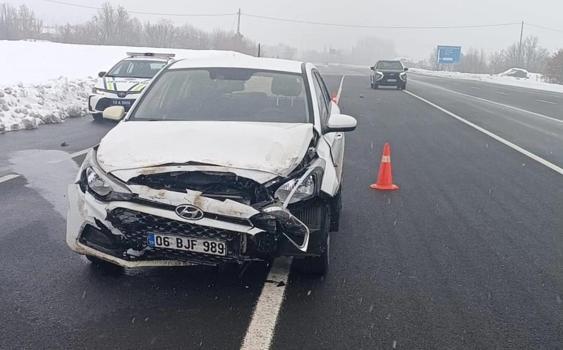 Bingöl’de otomobiller çarpıştı: 5 yaralı