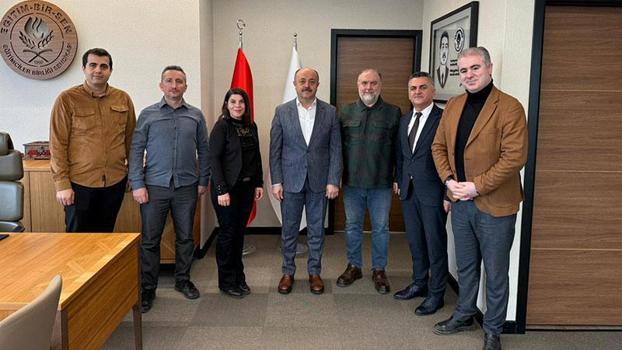 ‘Doktoralı Öğretmenler Koordinasyon Ekibi’, Eğitim-Bir-Sen Genel Merkezi’ni ziyaret etti